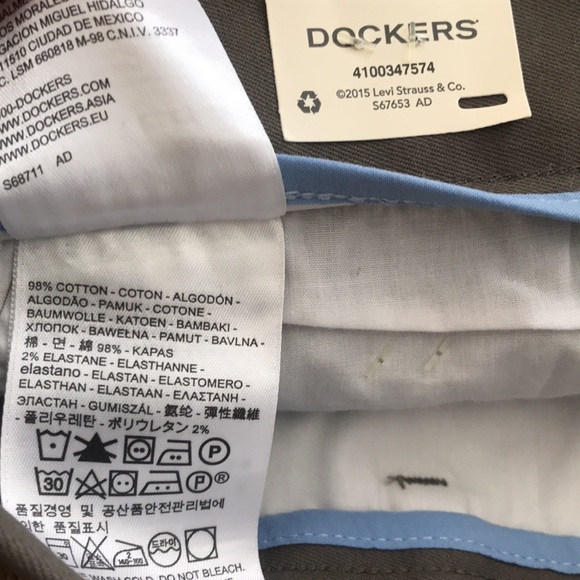 NEW Dockers Signature Khaki. W36 L34 - Picture 8 of 10
